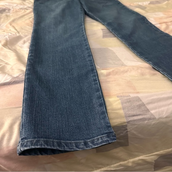 Gloria Vanderbilt Women's Amanda Original Summer Jean - Picture 5 of 9